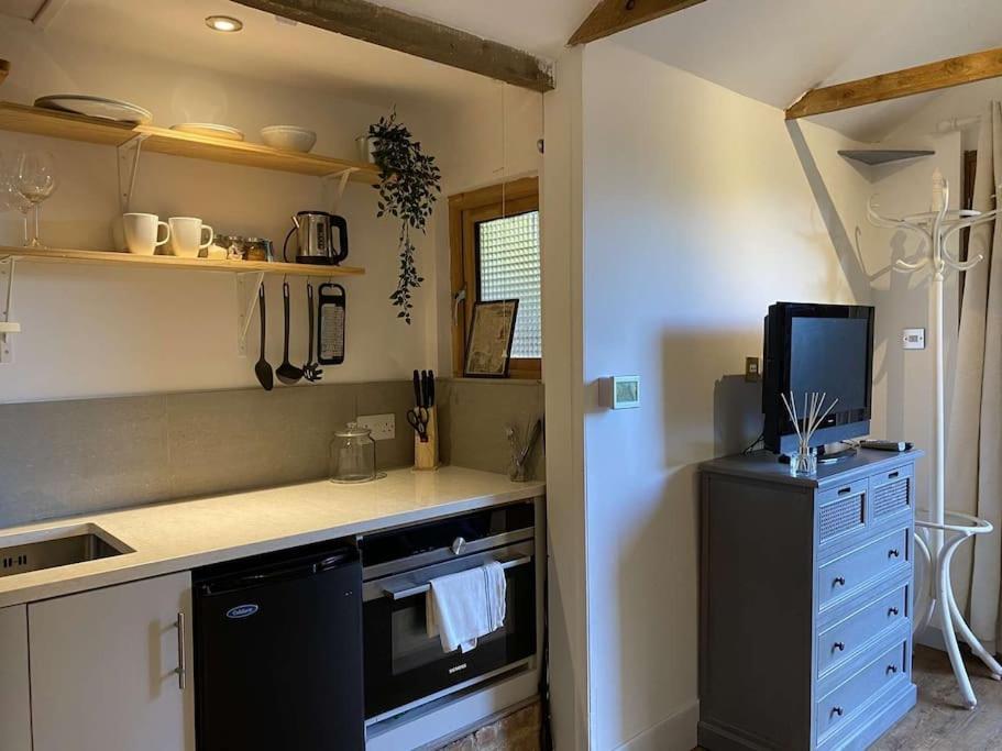Cosy 1 Bedroom Country Lodge With Free Parking Watlington  Екстер'єр фото